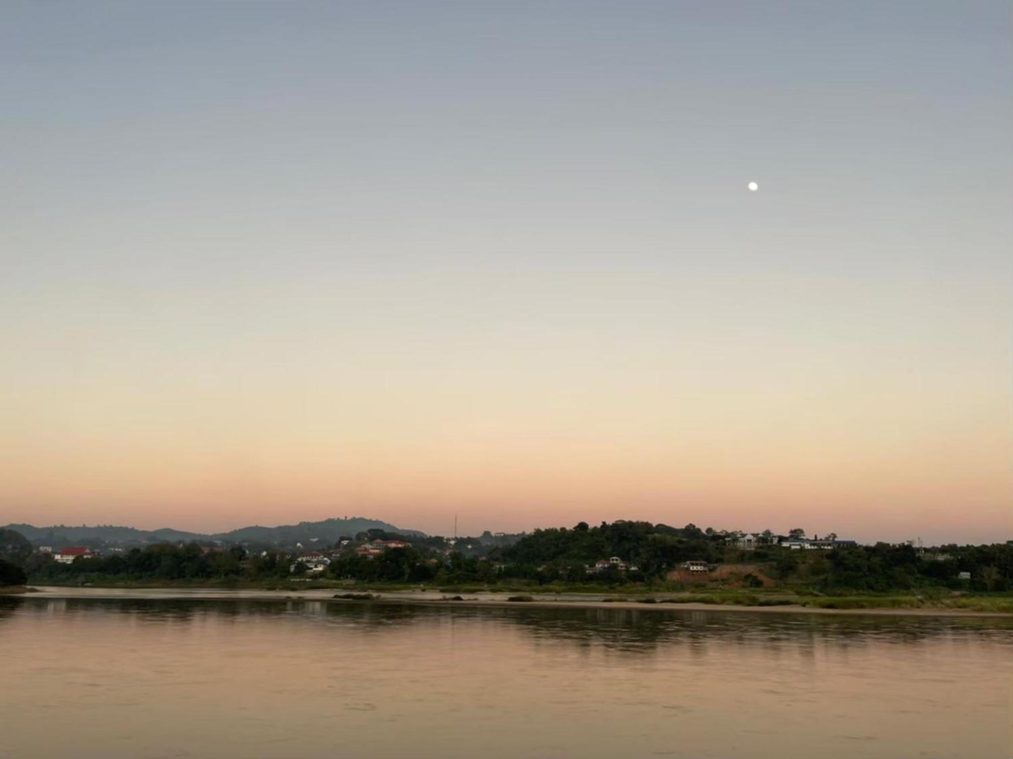 Fortune Riverview Hotel Chiang Khong Extérieur photo